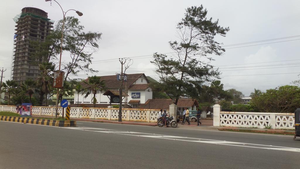 Beach Heritage Hotel Calecute Exterior foto